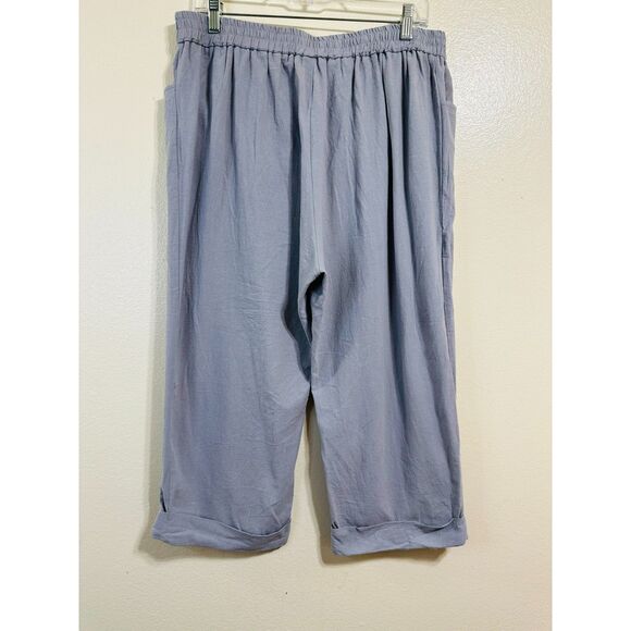 Cellabie Women's Cuffed Capri Pants Plus Size 2X Crepe Texture Slash Pockets - Picture 5 of 6